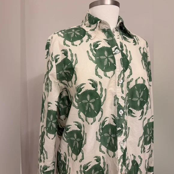 FARM Rio Green Crab Print Button-Up Shirt Size Medium LIKE NEW! Extremely RARE - Picture 2 of 10